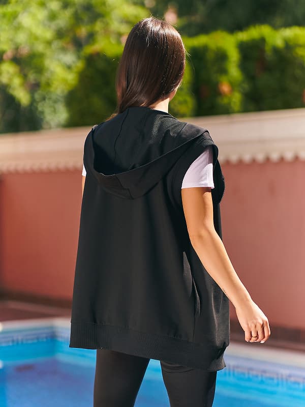 Жилетки ISSA PLUS 15214 чорний