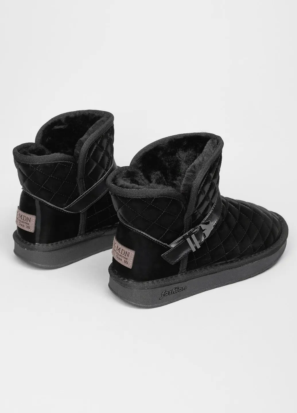 Уггі Жіночі Fashion чорні стьобані