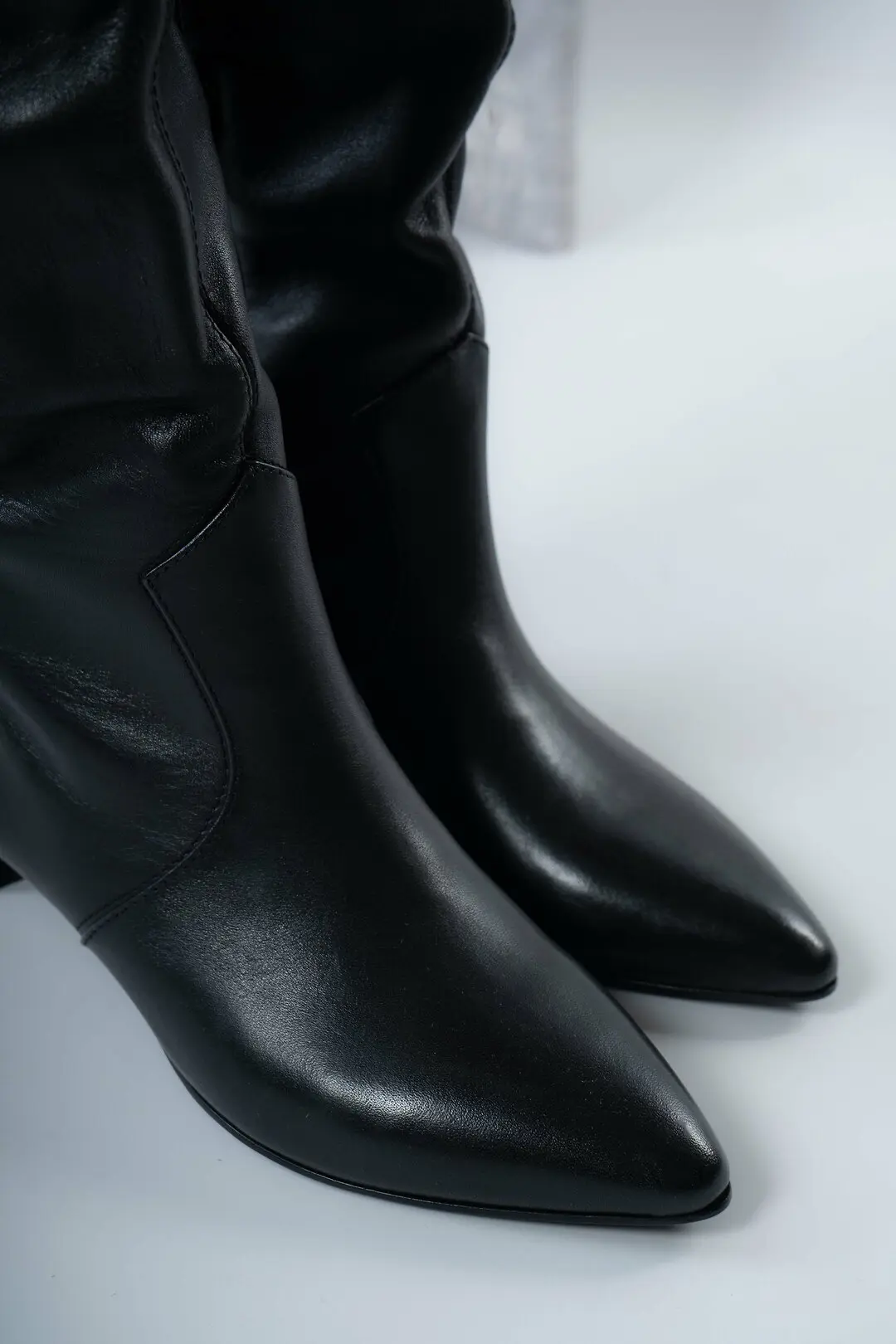 Чоботи жіночі Where Uwear Натуральна шкіра чорні