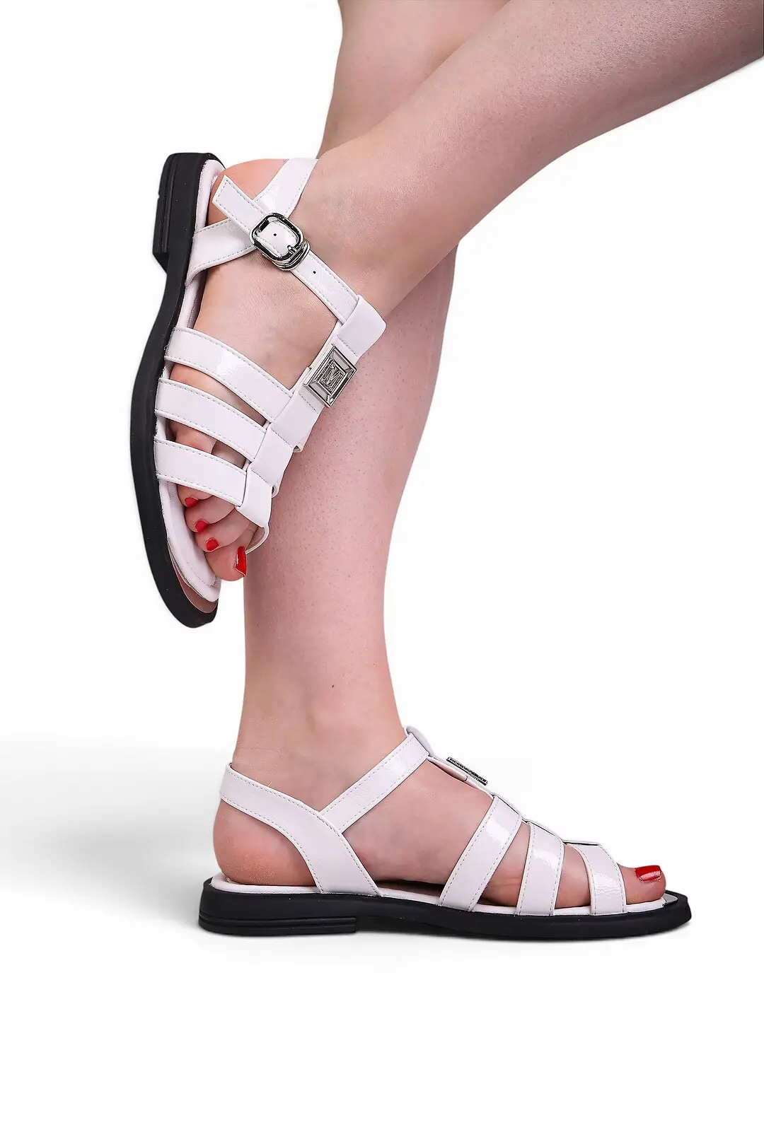 Босоніжки жіночі Fashion лакові білі