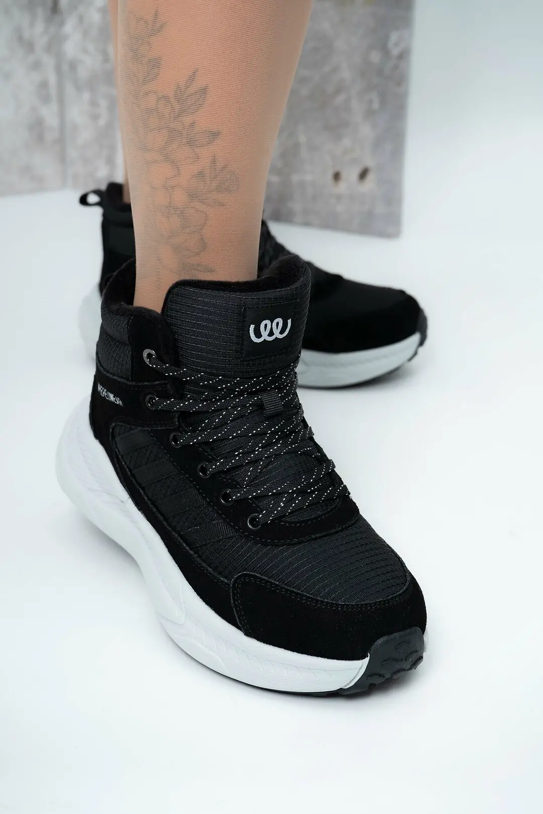 Черевики жіночі Where Uwear чорні зимові на хутрі