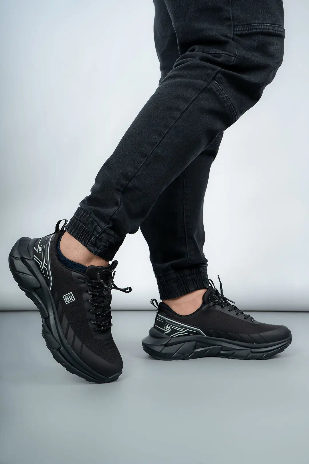 Кросівки чоловічі Where Uwear WUW5963-BLACK чорні