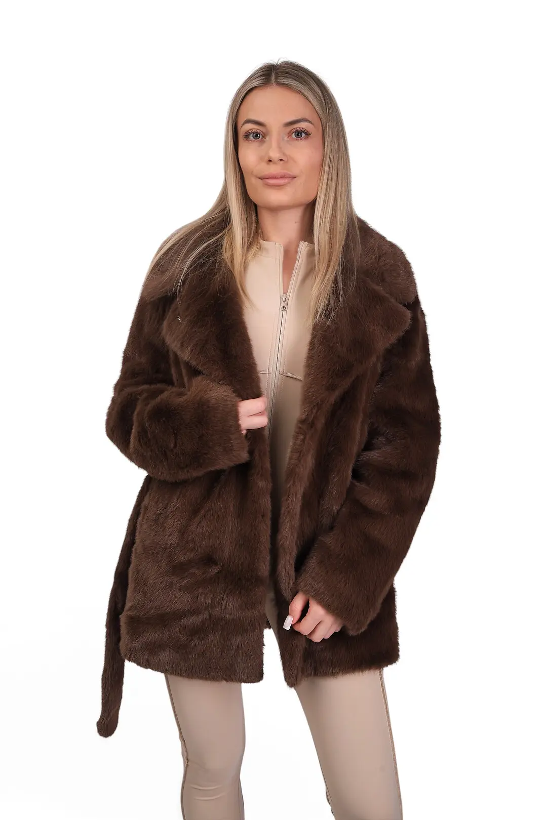 Шуба жіноча Where Uwear коричнева з Штучного хутра
