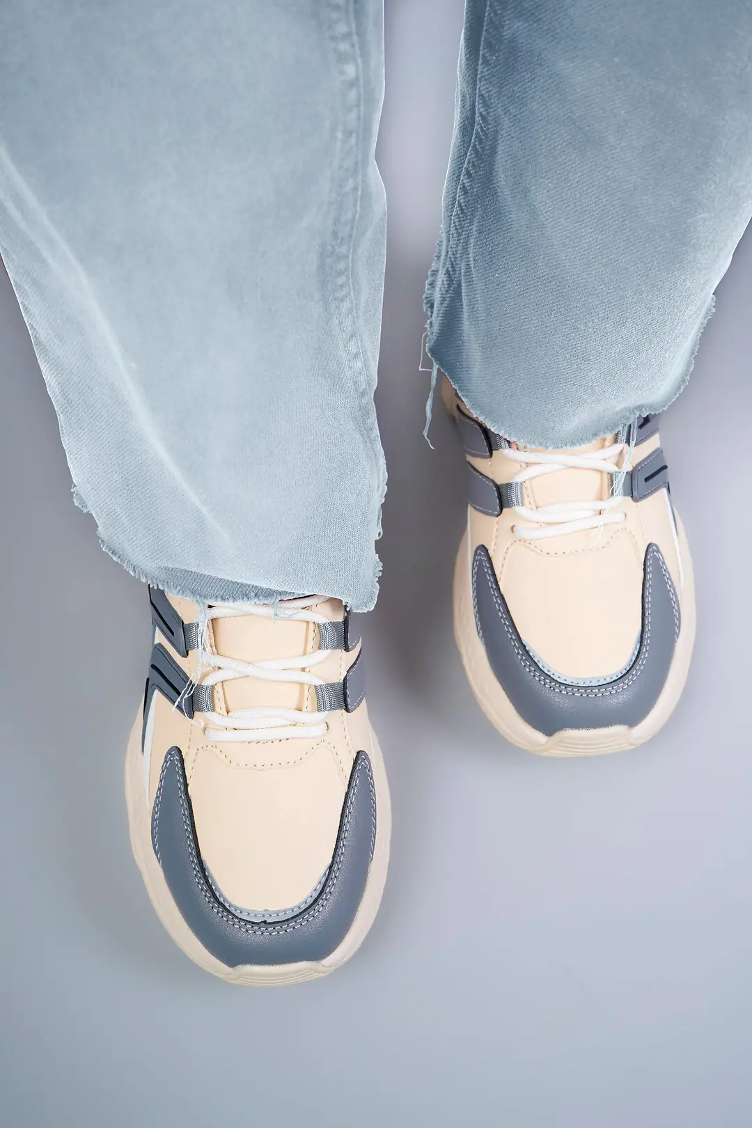 Кросівки жіночі Where Uwear TF-25-35-beige/gray бежеві