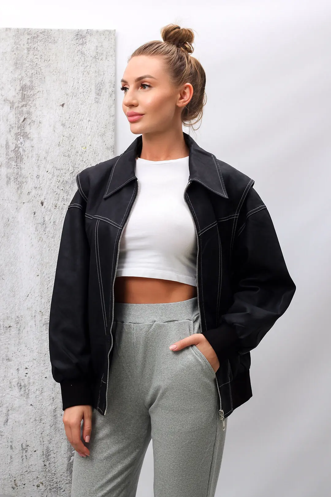 Куртка жіноча Fashion 2529 чорна