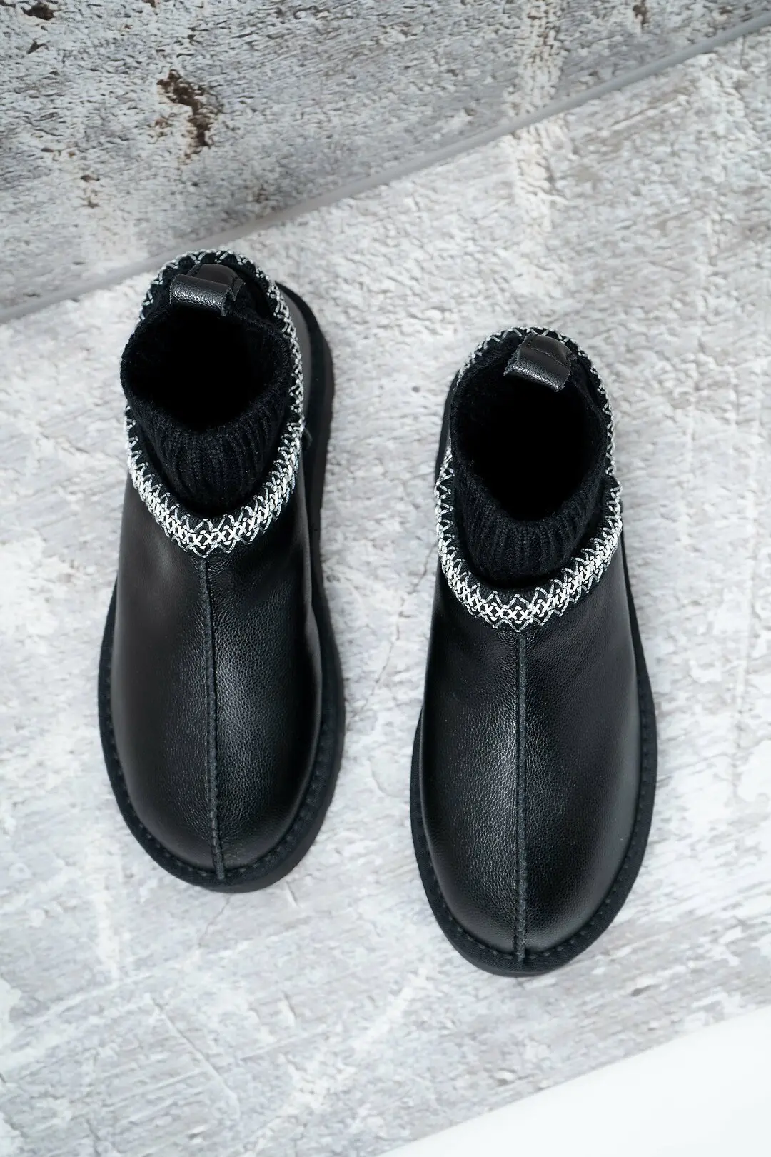 Уггі жіночі Fashion Натуральна шкіра чорні