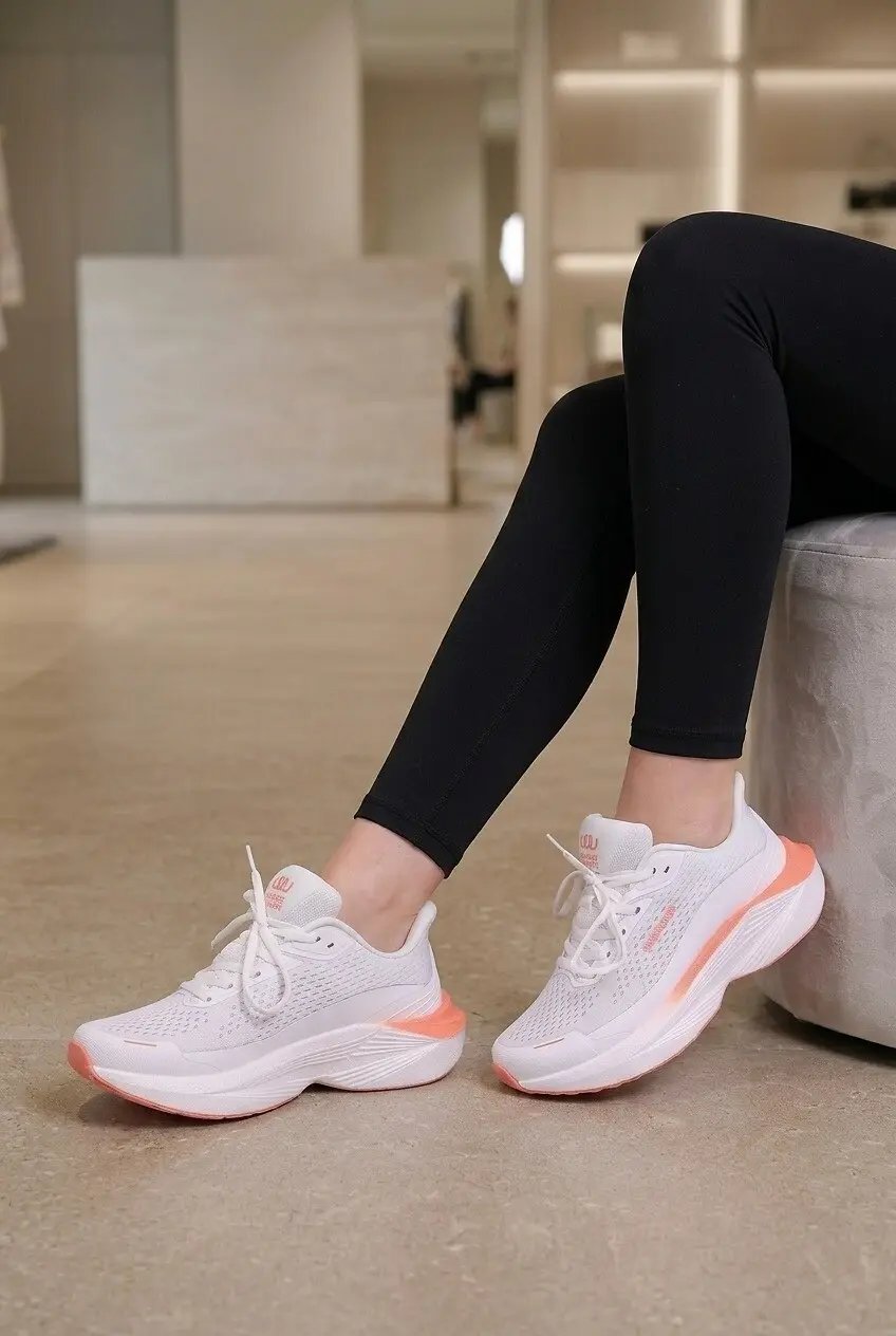 Кросівки жіночі Where Uwear білі текстильні