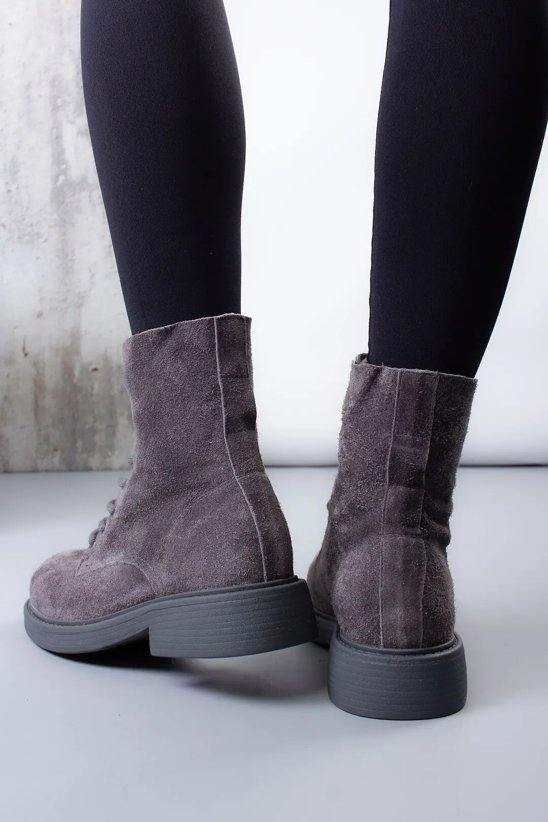 Черевики жіночі Where Uwear M380-1-3 натуральна замша сірі