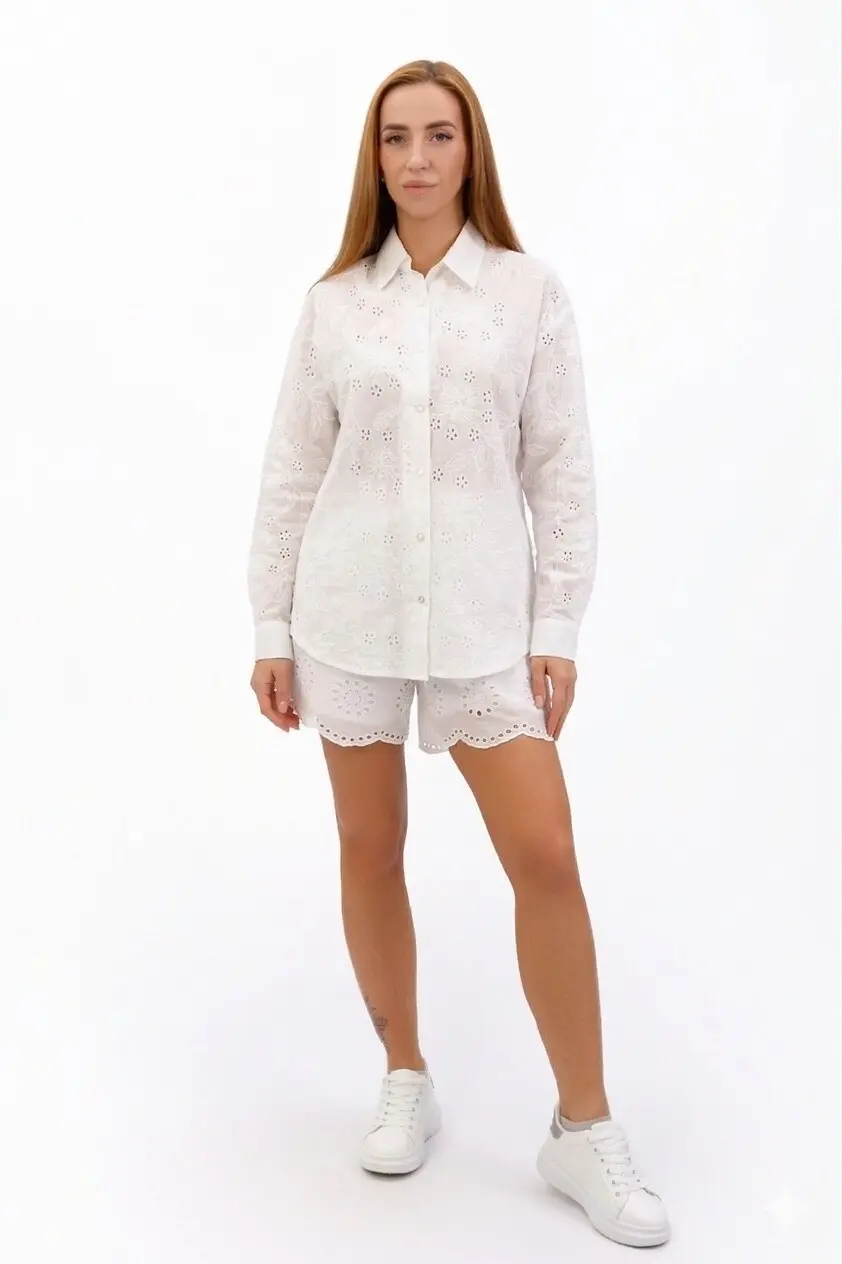 Сорочка жіноча Where Uwear біла з ажурною вишивкою