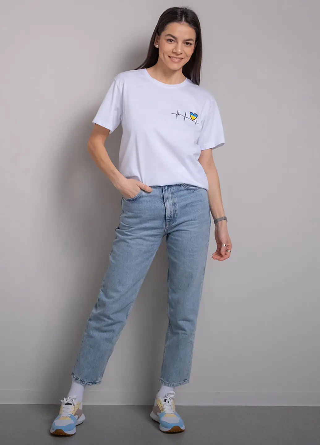 Футболка жіноча Fashion біла патріотична