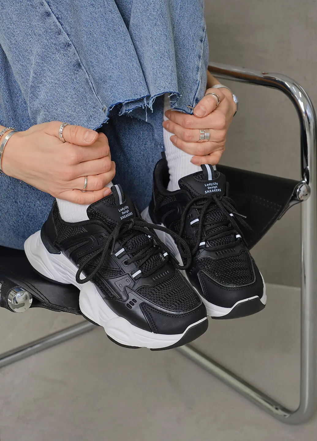 Кросівки жіночі Fashion AB13-1 чорні