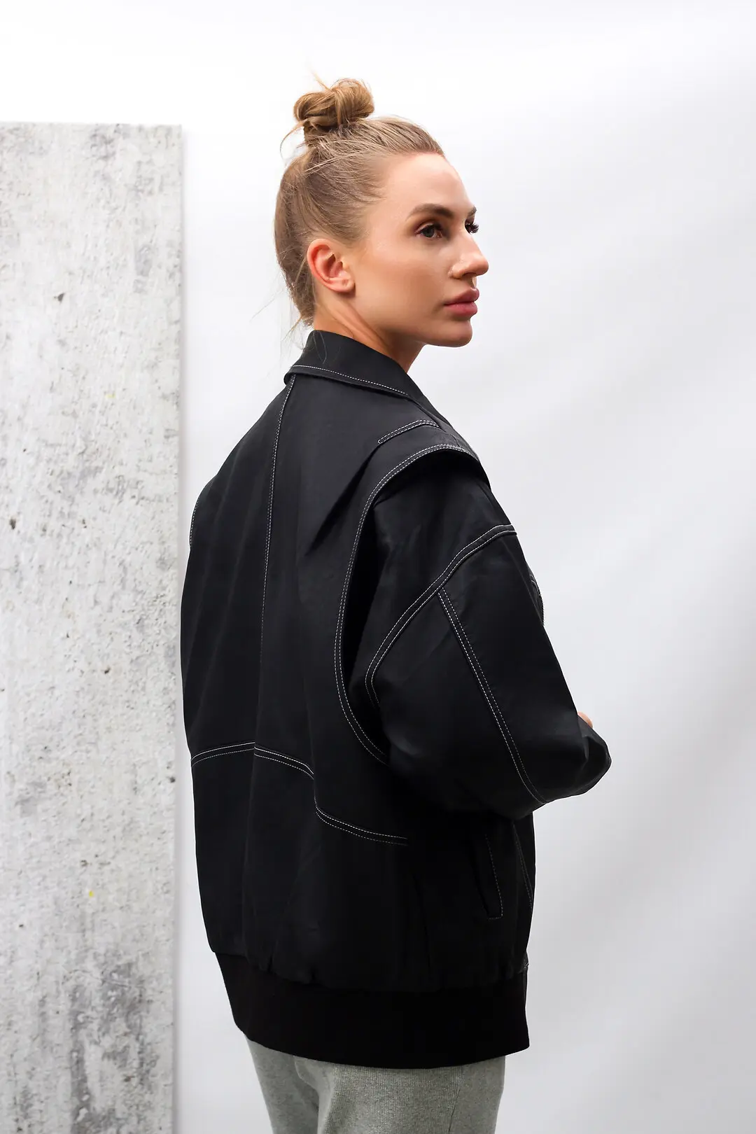 Куртка жіноча Fashion 2529 чорна