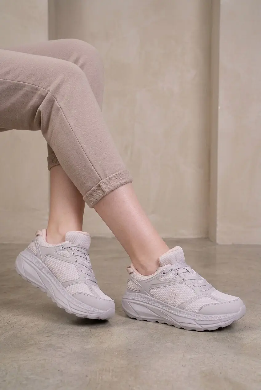 Кросівки жіночі Fashion сірі з текстилю