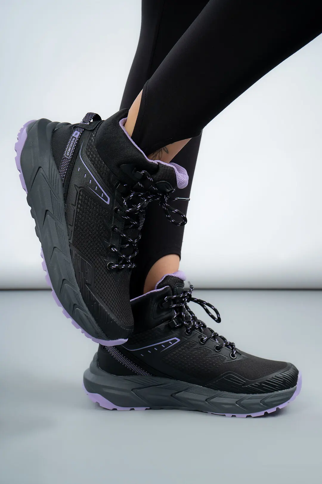 Кросівки жіночі високі Where Uwear WUW6034W-BLACK/PURPLE чорні