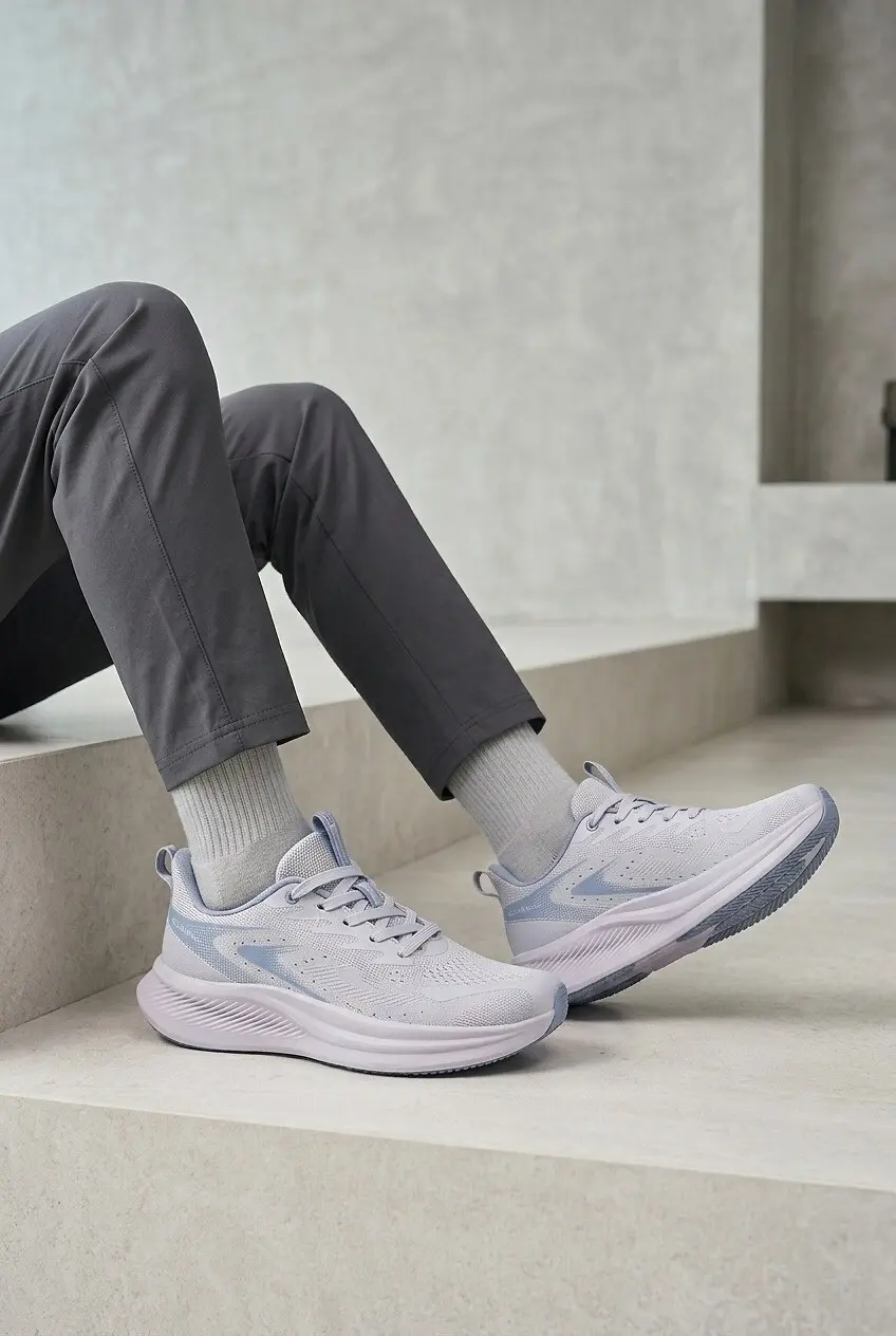 Кросівки чоловічі Where Uwear світло-сірі на платформі