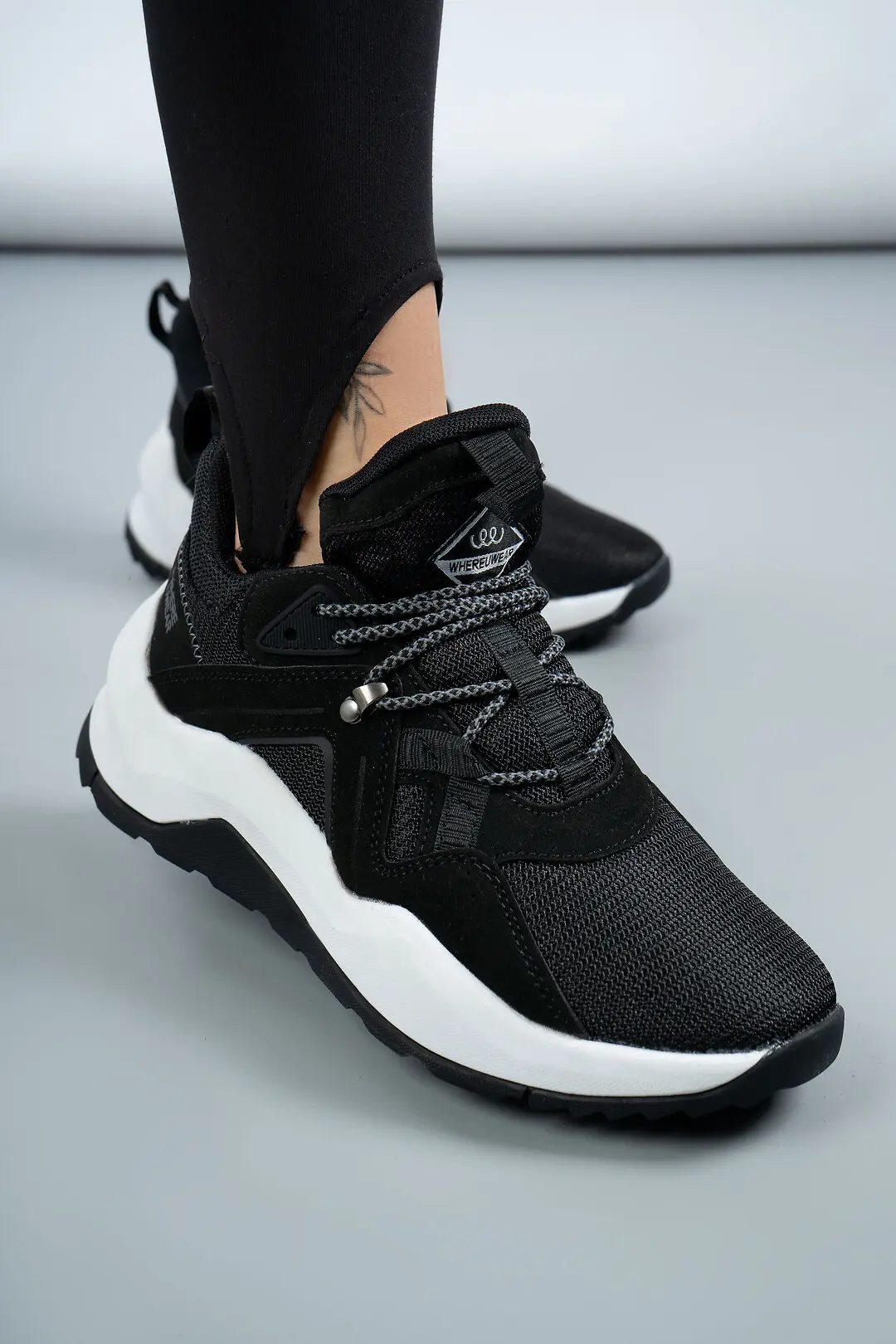 Кросівки жіночі Where Uwear WUW5033-BLACK/WHITE чорні
