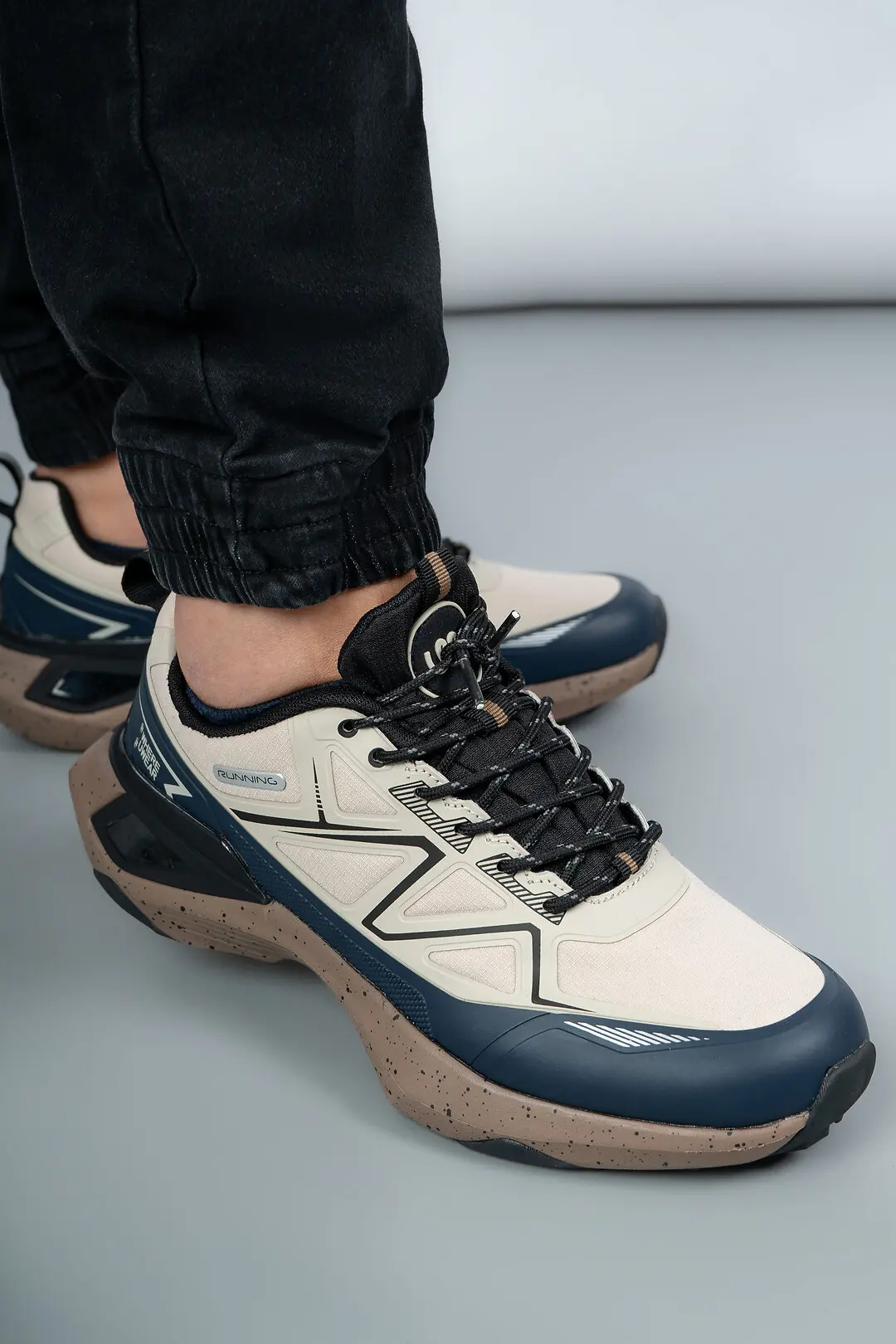 Кросівки чоловічі Where Uwear WUW5993M-BEIGE/NAVY бежеві