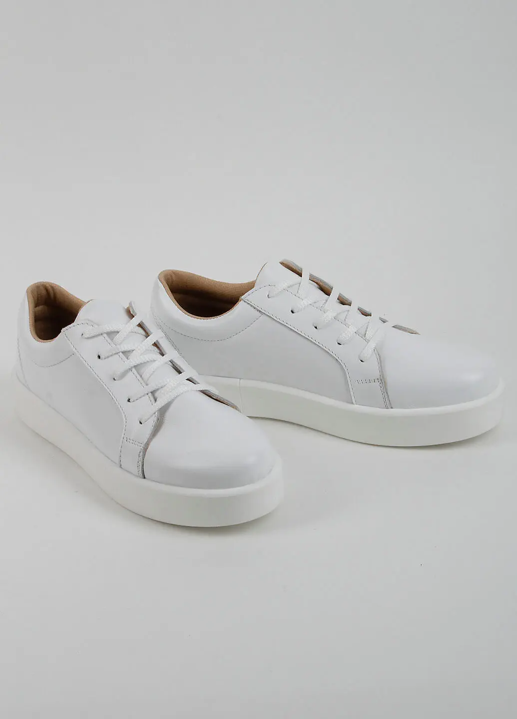Кеди жіночі Fashion 650 білі шкіряні