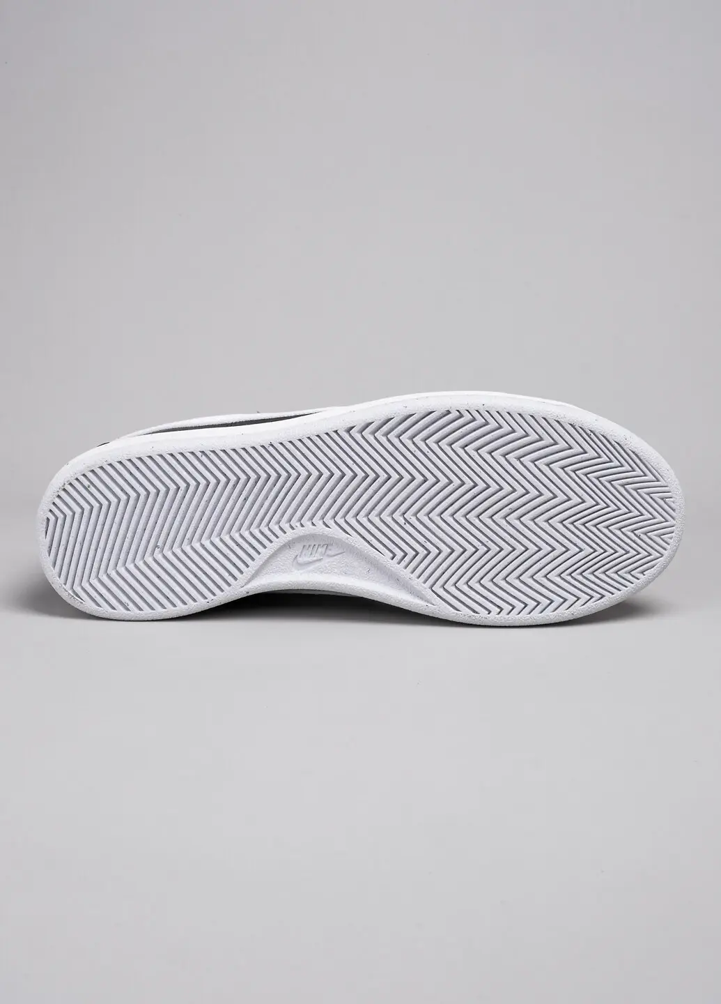 Кеди жіночі Nike Wmns Court Royale 2 Nn (DH3159-001)