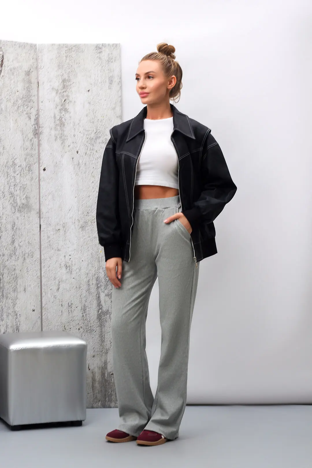 Куртка жіноча Fashion 2529 чорна