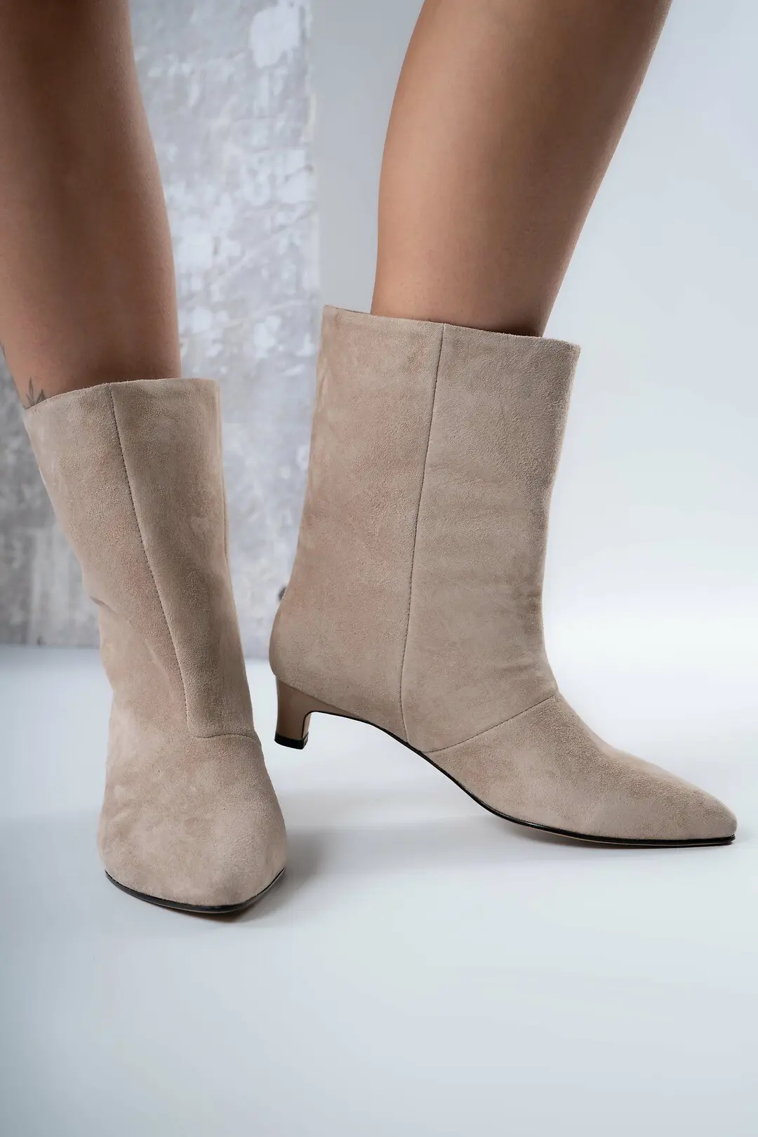 Черевики жіночі Where Uwear Натуральна замша бежеві