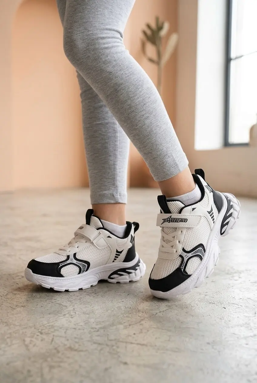 Кросівки дитячі жіночі Fashion білі з екошкіри