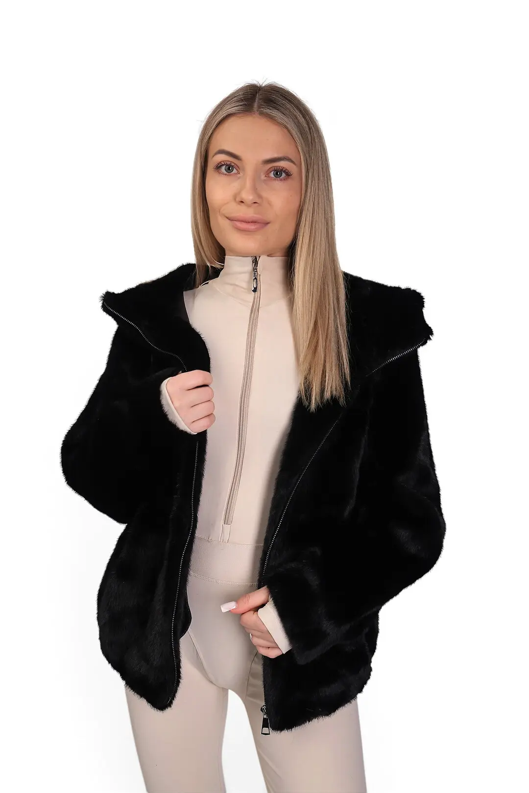 Шуба жіноча Where Uwear чорна зі Штучного хутра