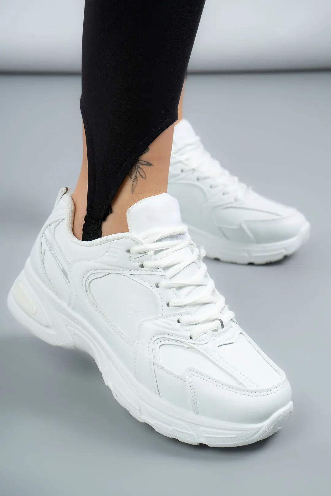 Кросівки жіночі Fashion NB535-394 білі