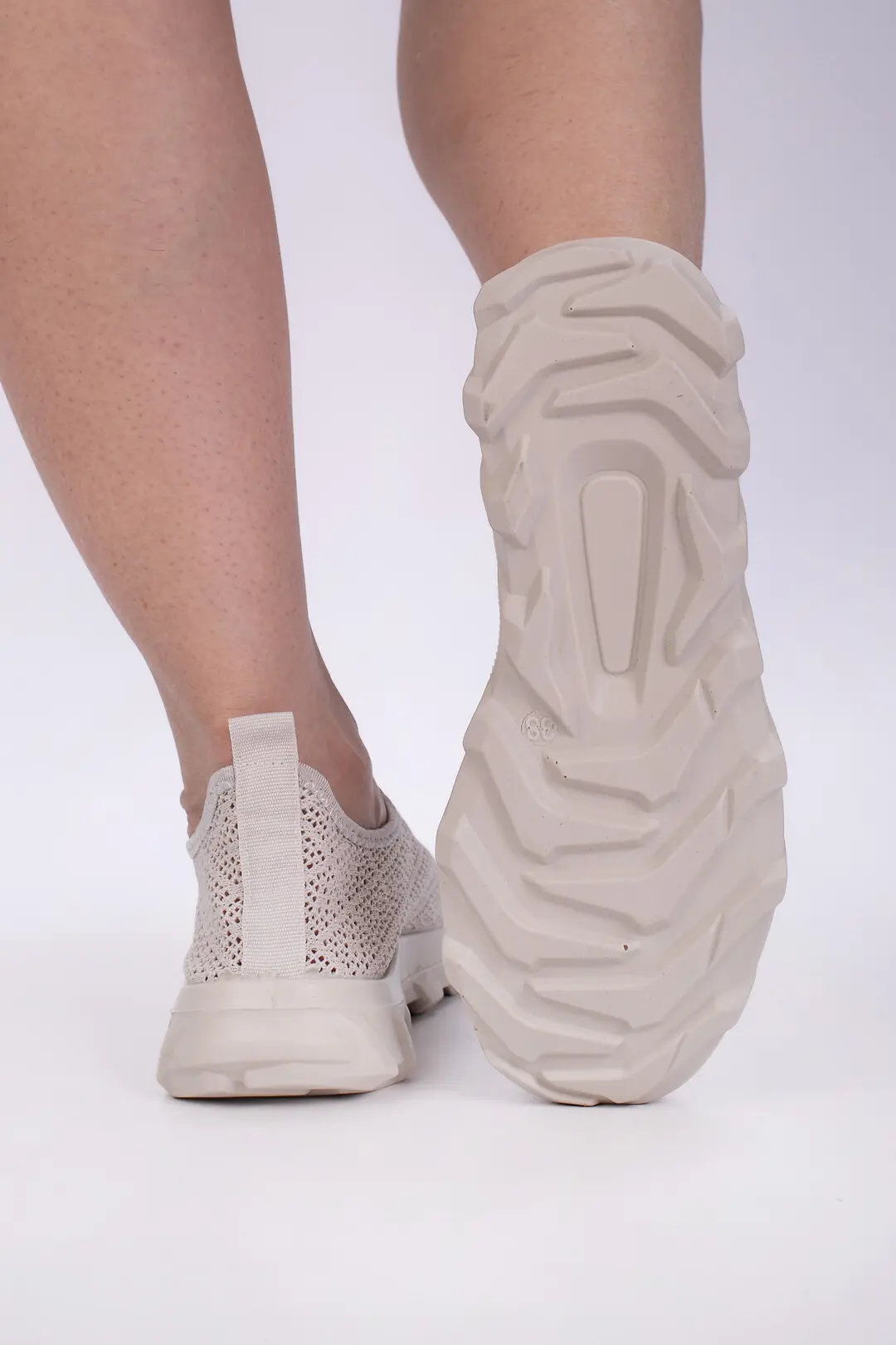 Сліпони жіночі Fashion бежеві