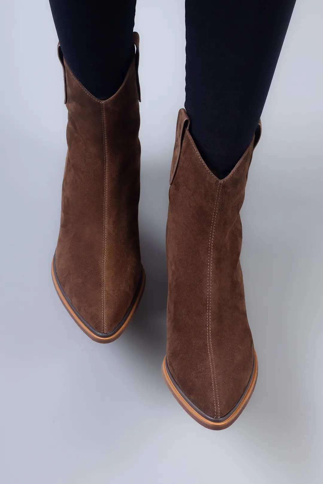 Черевики жіночі Where Uwear A2M1152-56-3 натуральна замша коричневі