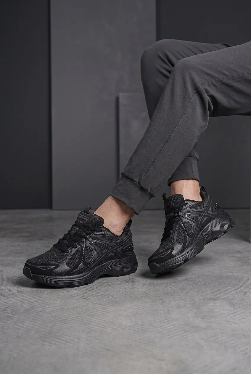 Кросівки чоловічі Where Uwear чорні з екошкіри та текстилю