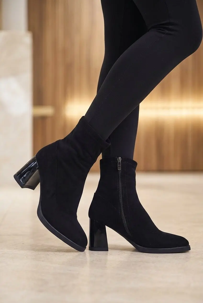 Черевики жіночі Fashion чорні з Еко-замші