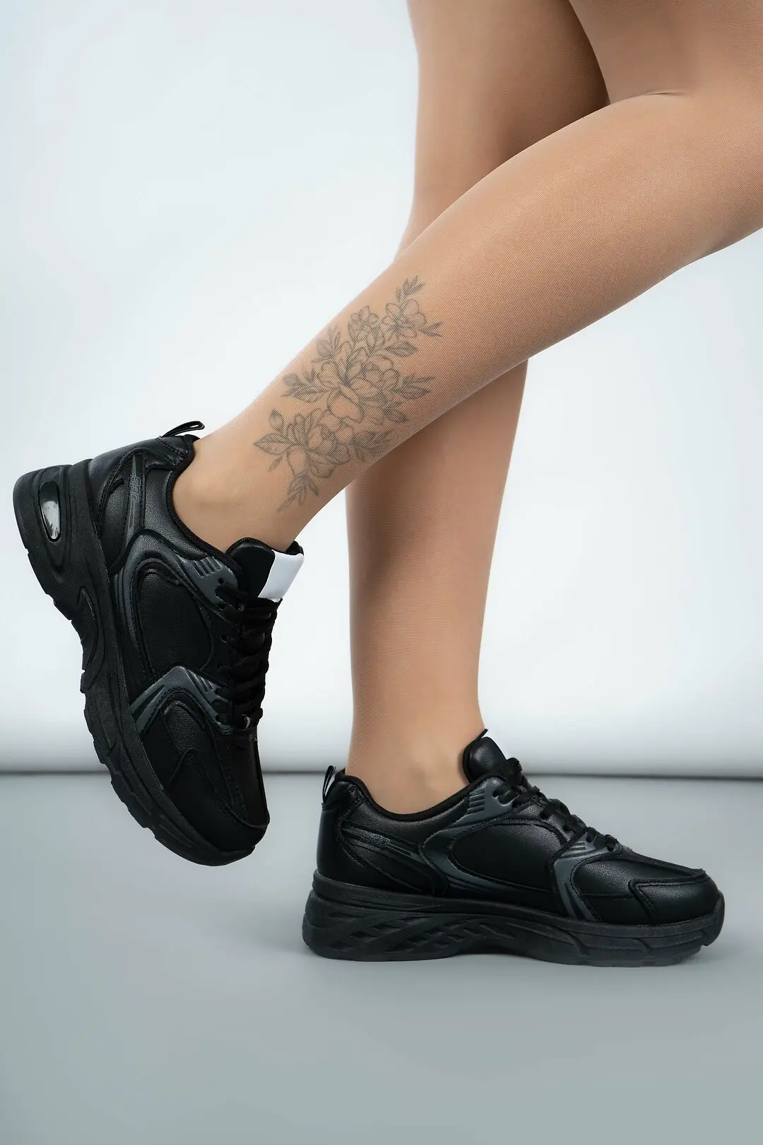 Кросівки жіночі Fashion NB535-393 чорні