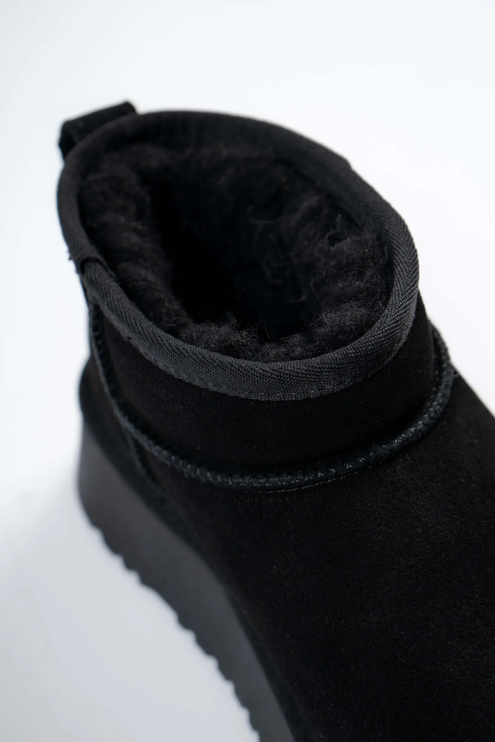Уггі жіночі Where Uwear Натуральна замша чорні