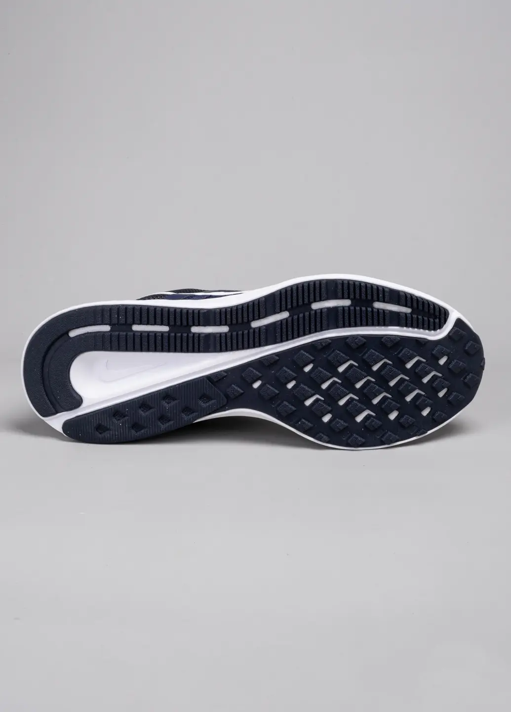 Кросівки чоловічі для бігу nike run swift 2 (cu3517-400)