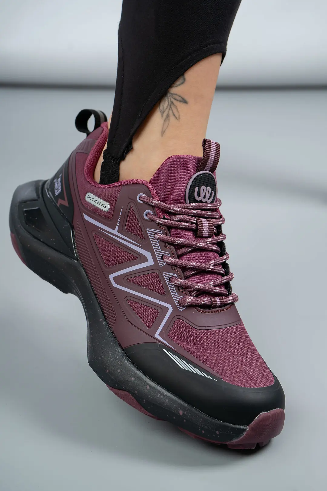 Кросівки жіночі Where Uwear WUW5993W-FUSHIA/BLACK фуксія