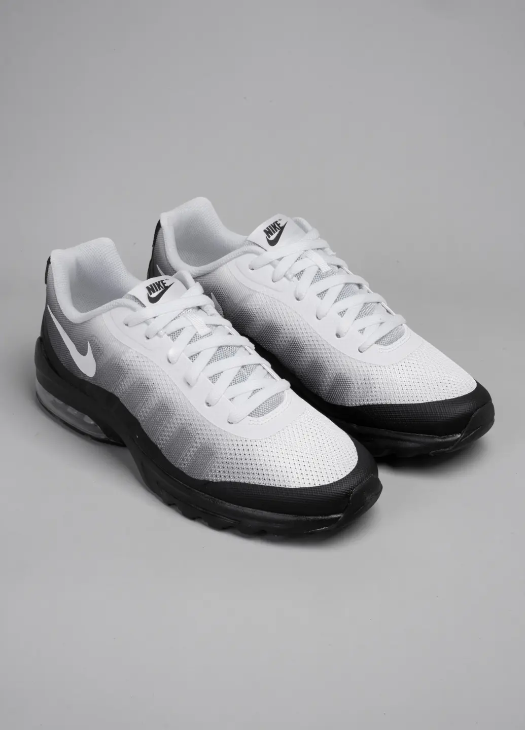 Кросівки чоловічі nike air max invigor print (749688-100)