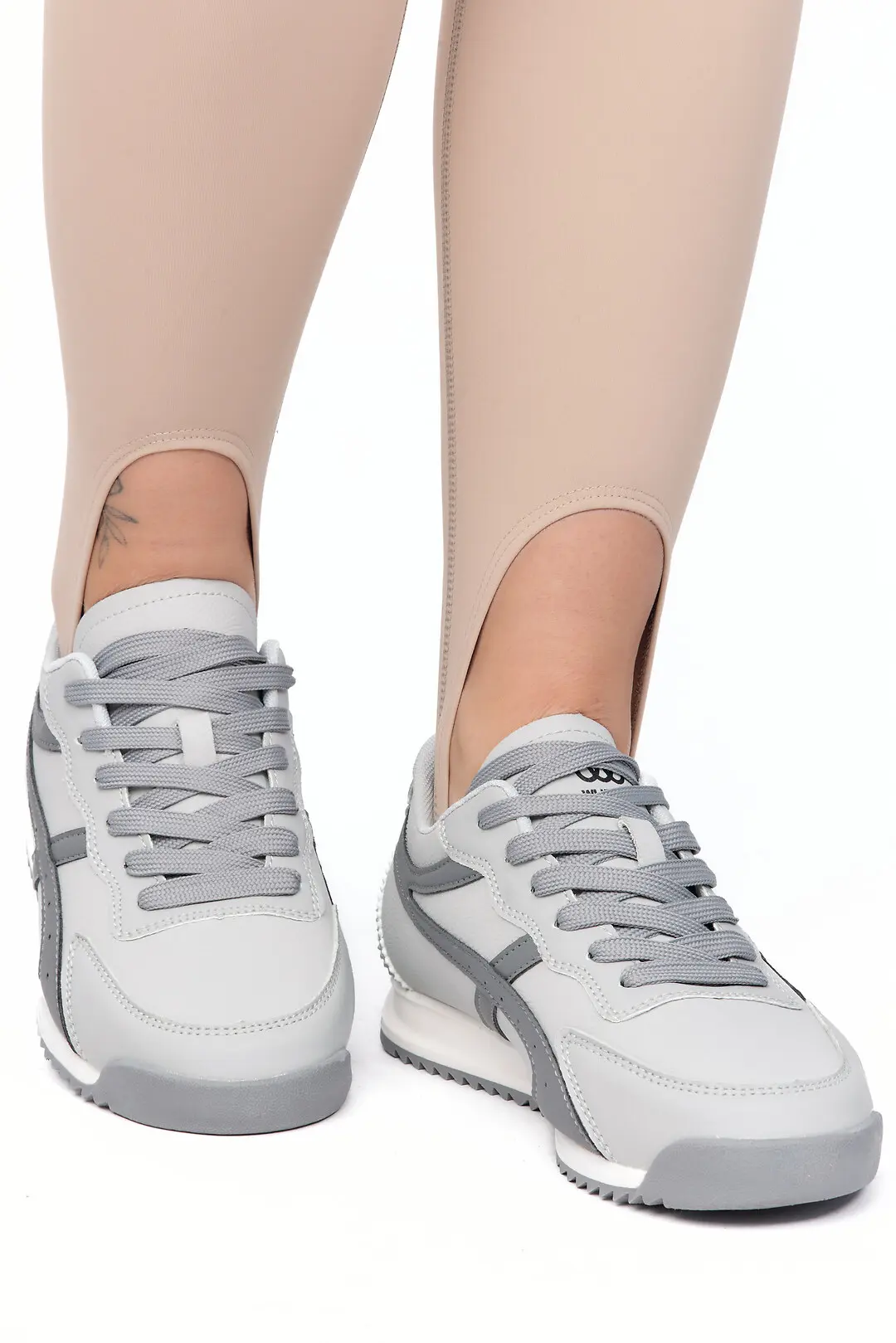 Кросівки жіночі Where Uwear сірі