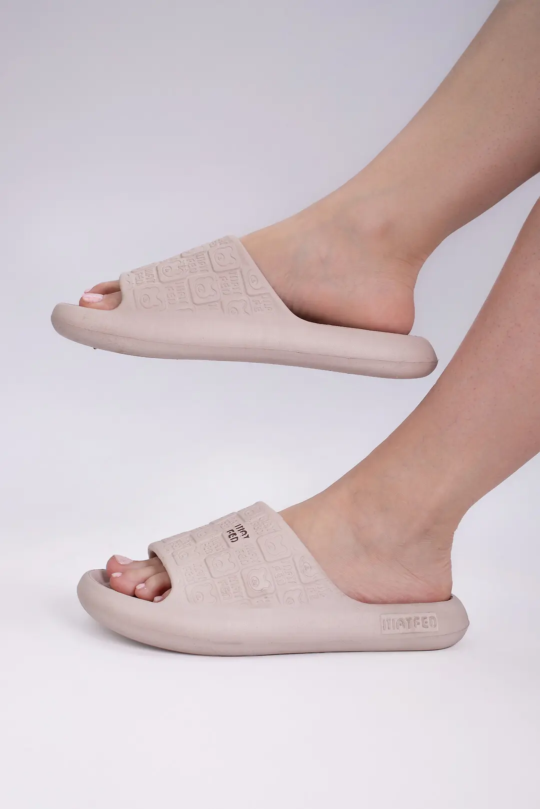 Шльопанці жіночі Where Uwear бежеві