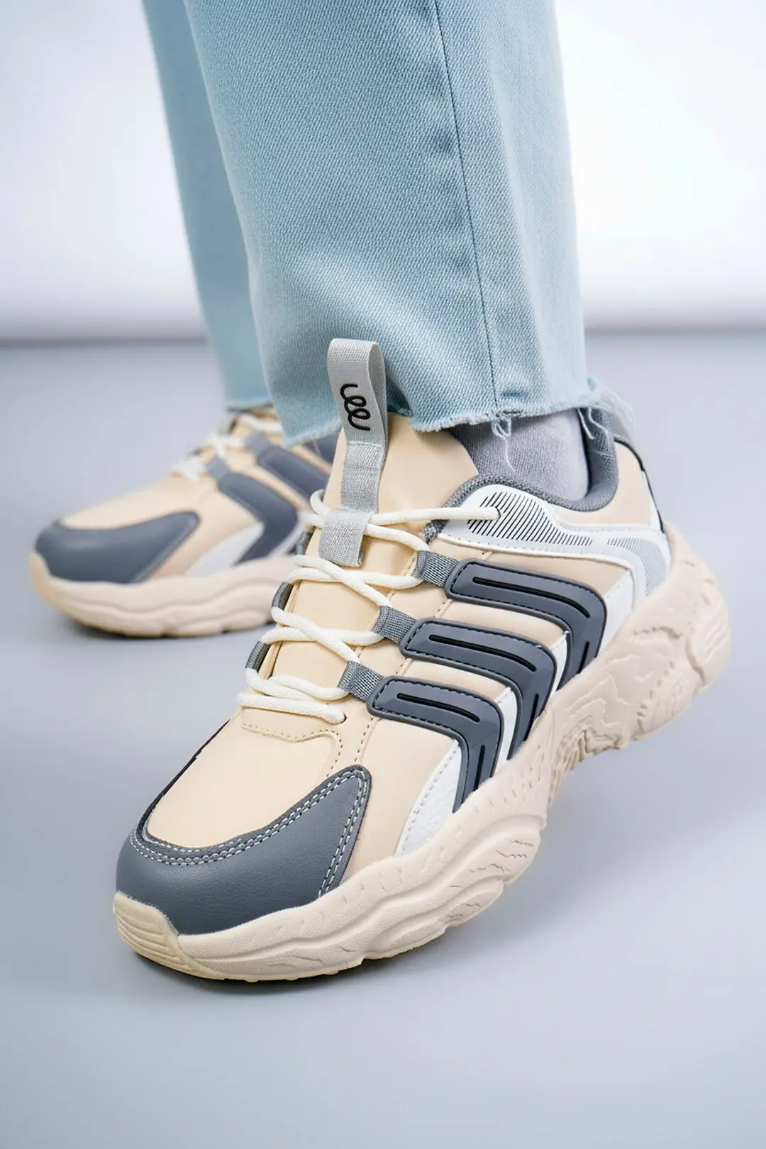 Кросівки жіночі Where Uwear TF-25-35-beige/gray бежеві