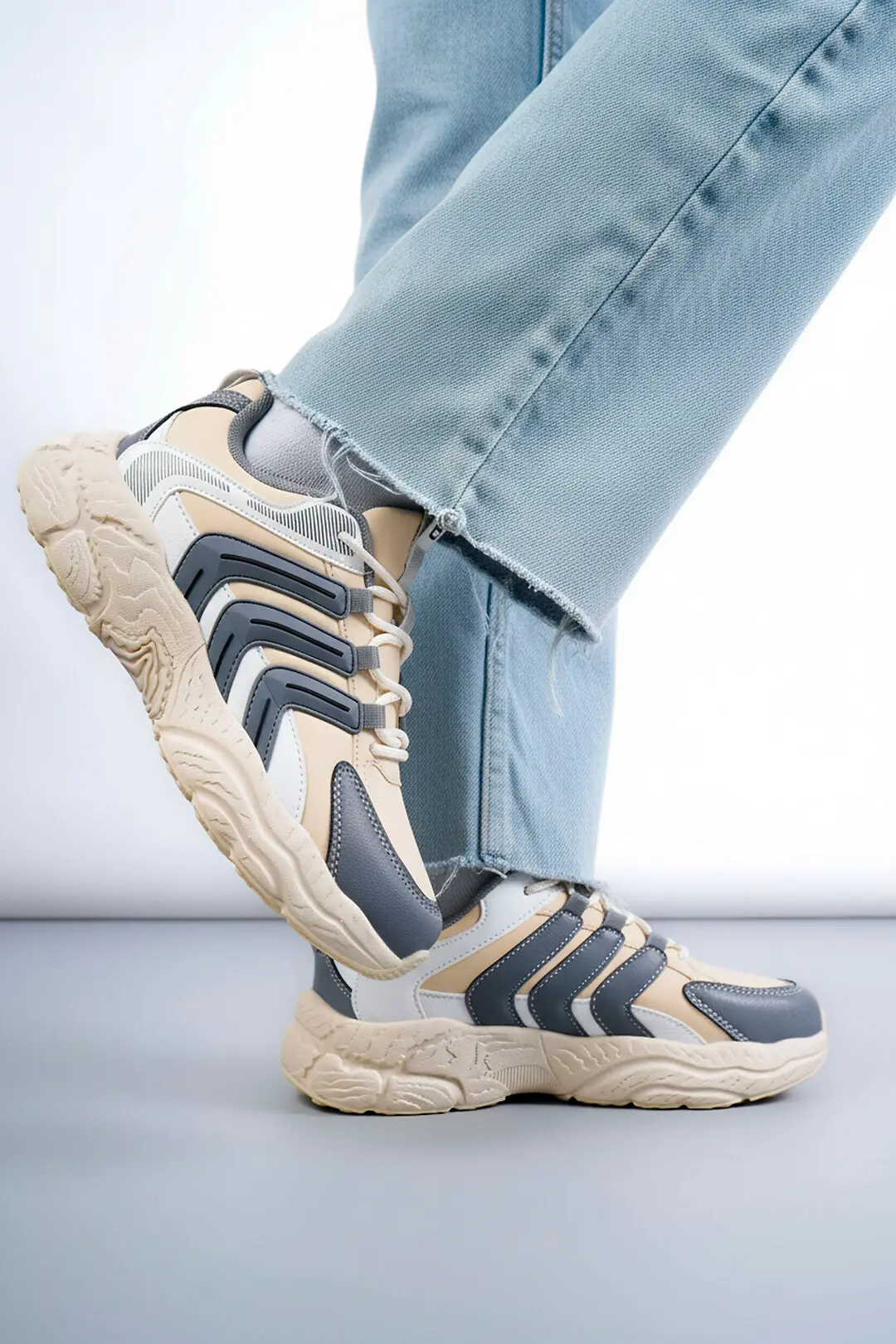 Кросівки жіночі Where Uwear TF-25-35-beige/gray бежеві