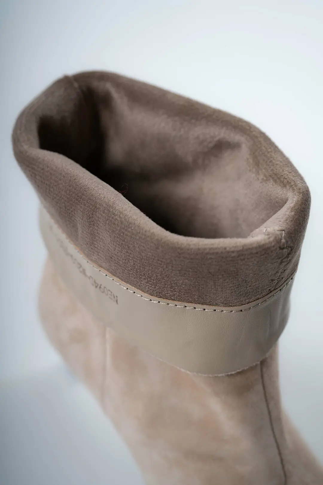 Черевики жіночі Where Uwear Натуральна замша бежеві