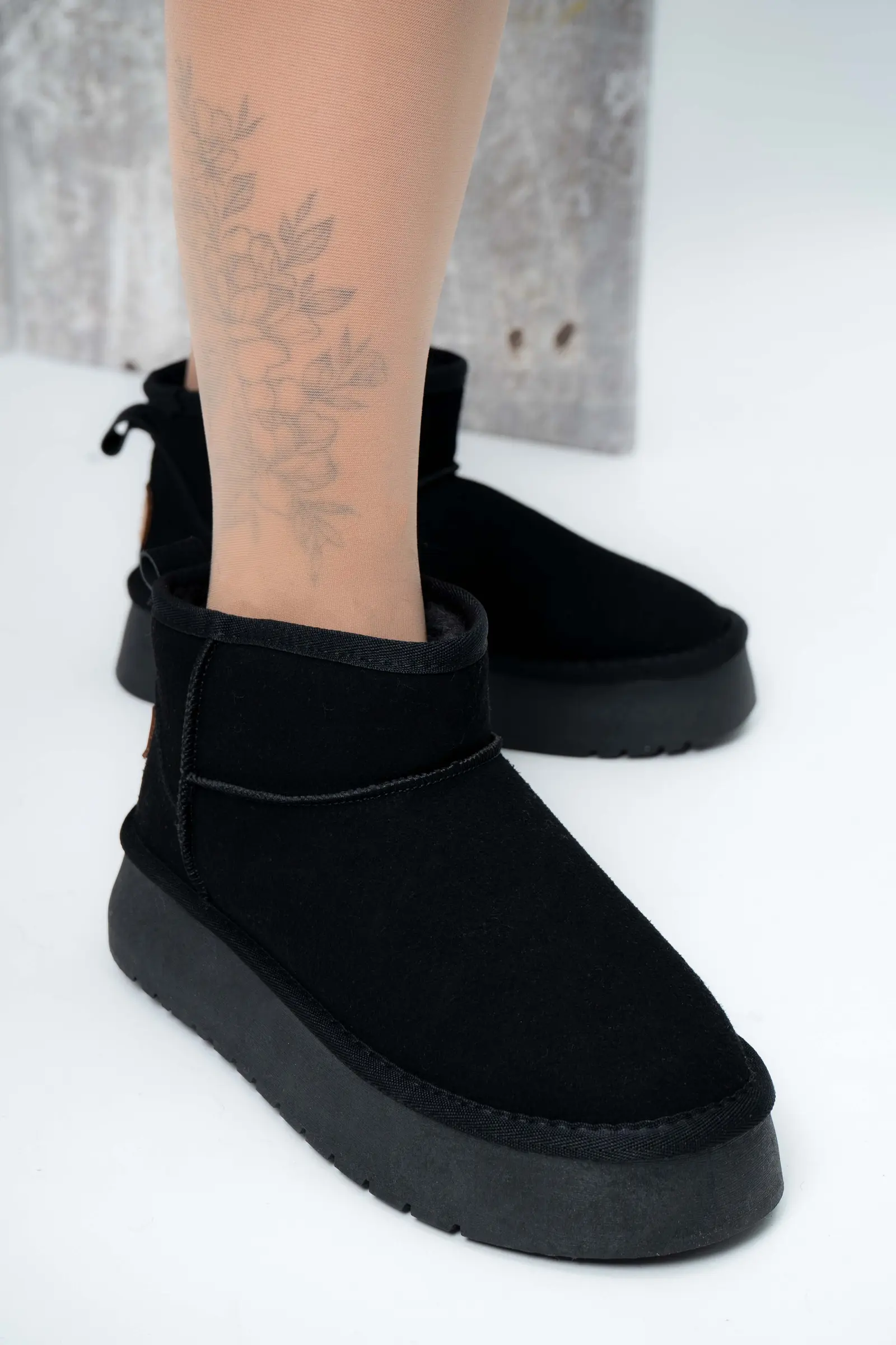 Уггі жіночі Fashion Натуральна замша чорні