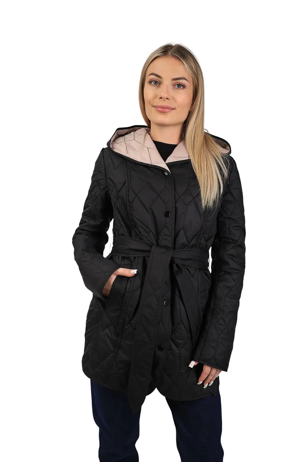 Куртка жіноча Fashion чорна з поясом і капюшоном